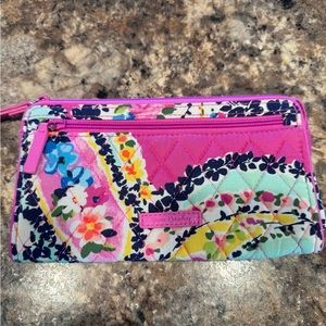 Vera Bradley wristlet zip wallet
